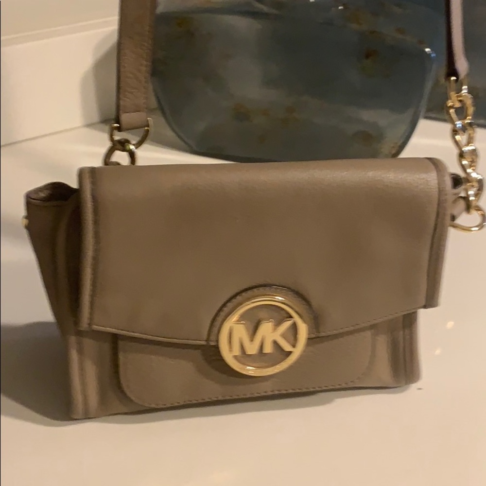 Michael Kors leather cross body shoulder bag